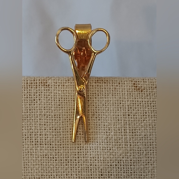 🔆𝟲/$𝟮𝟬 𝗩𝘁𝗴.𝗚𝗼𝗹𝗱 𝗦𝗰𝗶𝘀𝘀𝗼𝗿𝘀 𝗖𝗹𝗶𝗽 𝗕𝗿𝗼𝗼𝗰𝗵𝗲 - Picture 6 of 8